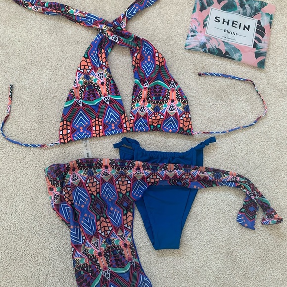 SOLD!! Bikini - Picture 3 of 4